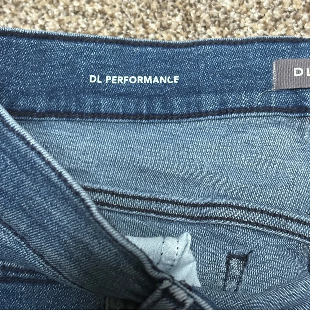 DL1961 Classic Blue Straight Leg Jeans - Picture 6 of 13
